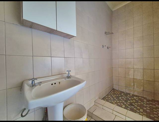 3 BEDROOM HOUSE FOR SALE IN DALVIEW
